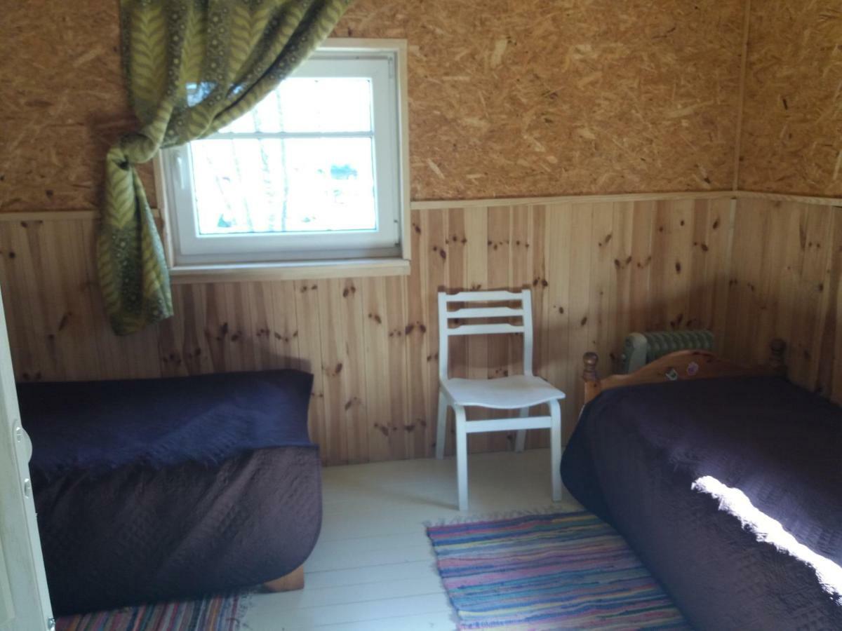 Hostal Hüüru Puhkemajad Huuru Exterior foto